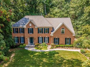 6421 Manor View Dr, Gaithersburg, MD 20882