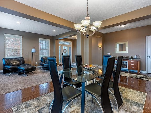 3rd image of 1531 Little Falls Dr