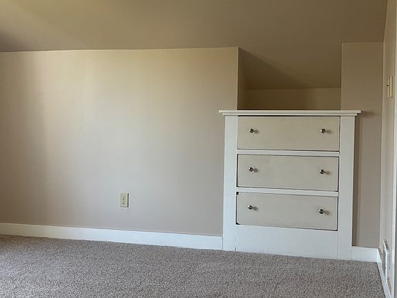 4th image of 7349 Jones Ave NW