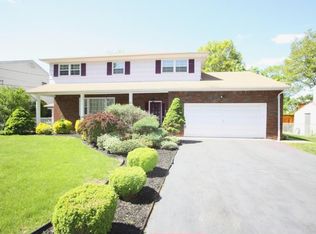 11 Herold Dr, Glen Rock, NJ 07452