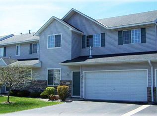 3202 Juniper Cir APT B, Woodbury, MN 55125