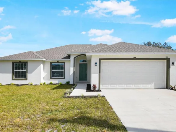 562 Maricopa Dr, Kissimmee, FL 34758
