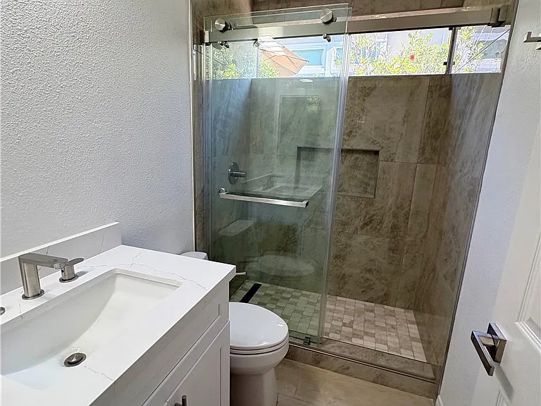 26601 White Oaks Dr — Photo 5