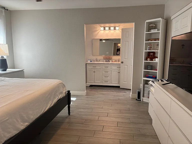 2902 W Straford Dr — Photo 19