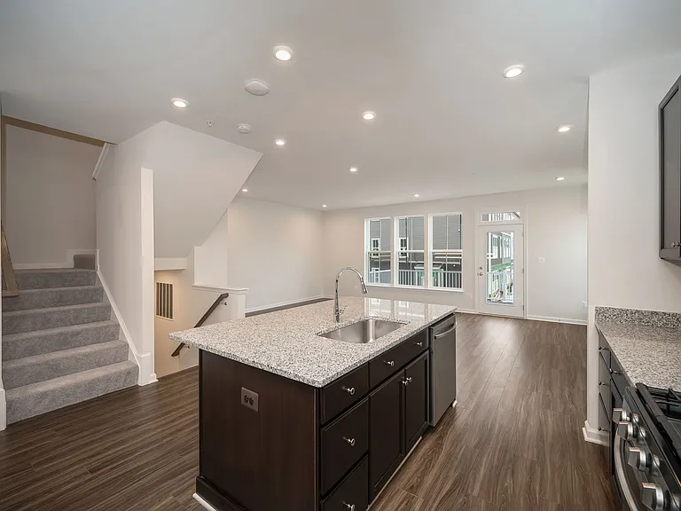 255 Aspen Rd #105 — Photo 8
