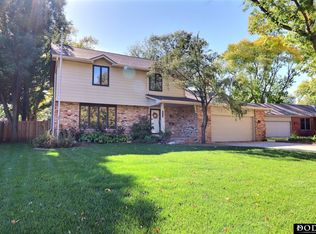 2035 Teakwood Dr, Fremont, NE 68025