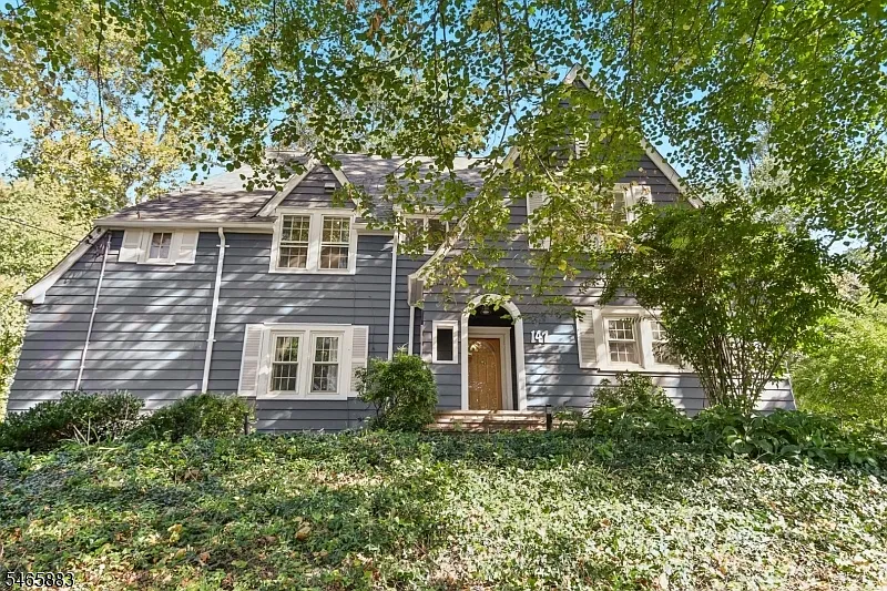 147 Glen Ave