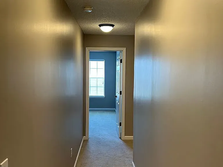 24 Courtyard Way — Photo 15