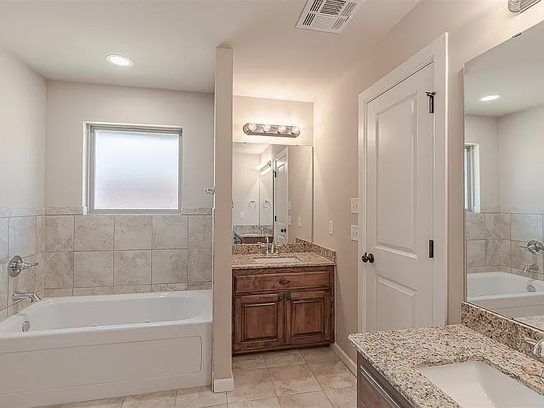 4528 Adobe Ct — Photo 12