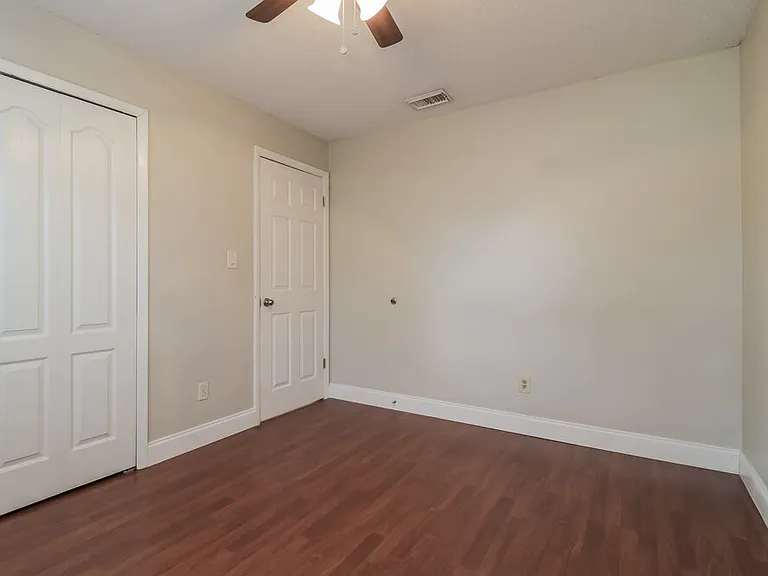 13900 Lena St — Photo 14