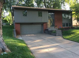 13325 Shirley St, Omaha, NE 68144