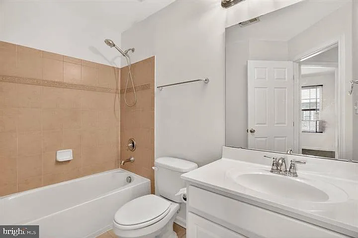 6625 Latrobe Fls #88 — Photo 30