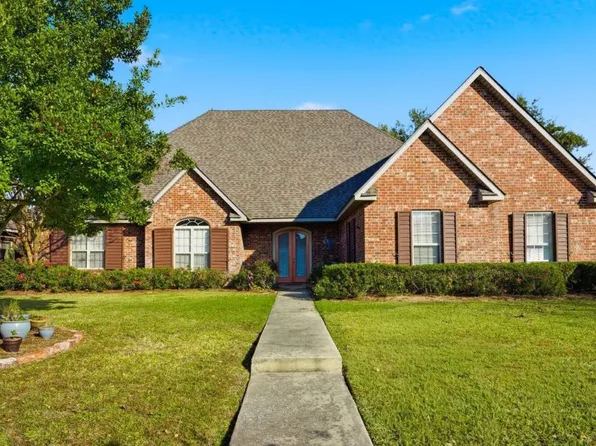 2720 Rue Cannes Dr, Lake Charles, LA 70605