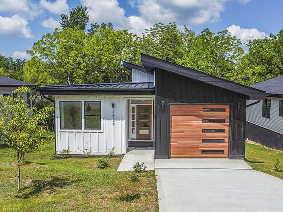 2nd image of 2329 Rock Gardens Dr Lot 60