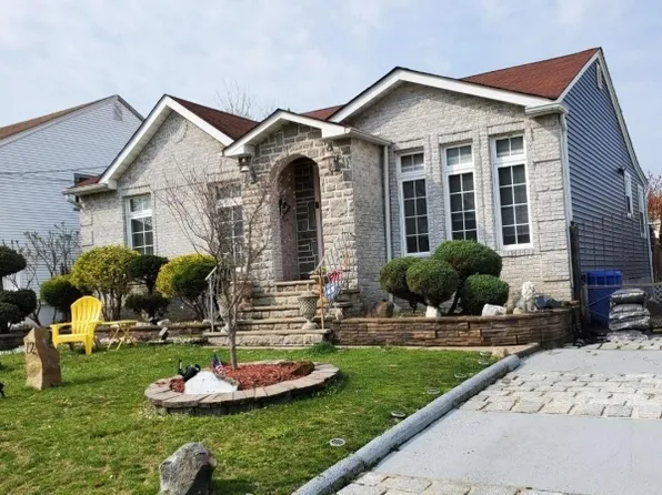 12 Carolynn Rd, Elizabeth City, NJ 07201