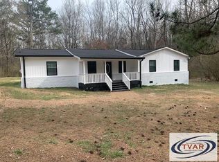 1321 Flatwoods Rd, Camden, TN 38320