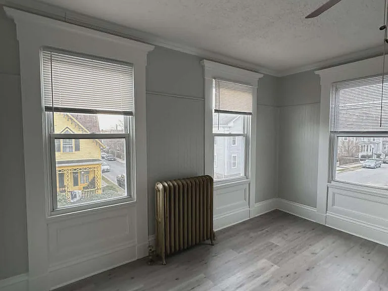 44 Chestnut St #1 — Photo 2
