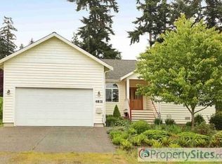 4831 Reindeer Rd, Freeland, WA 98249