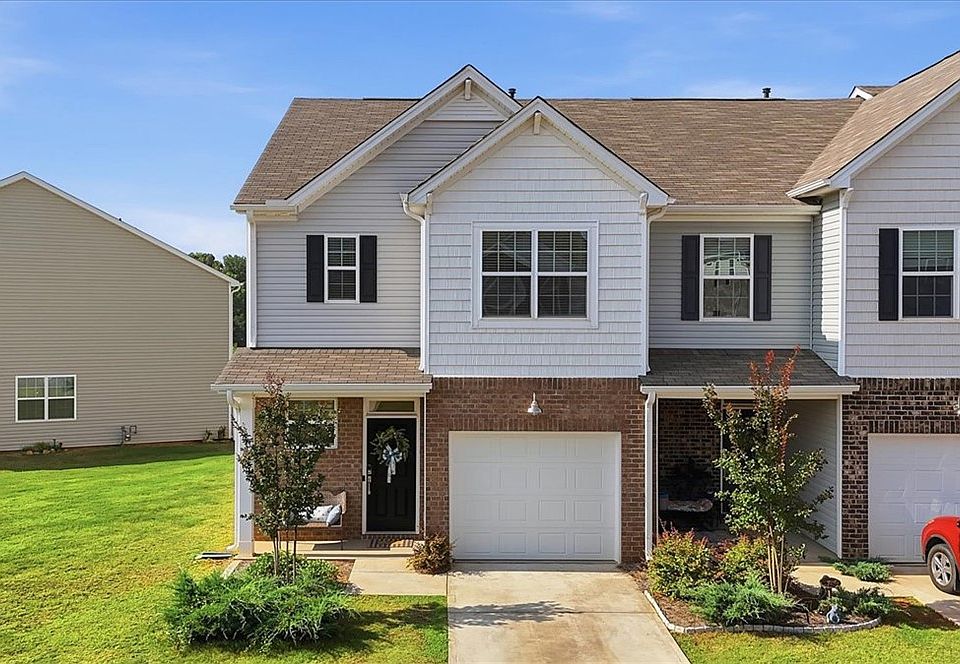 1st image of 455 Bee Cove Way