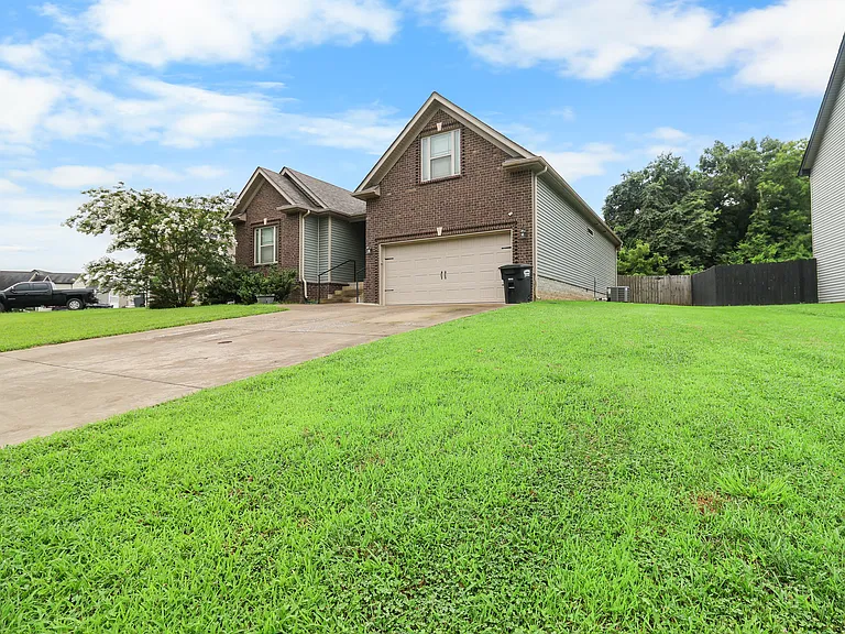 128 Sycamore Hill Dr — Photo 4