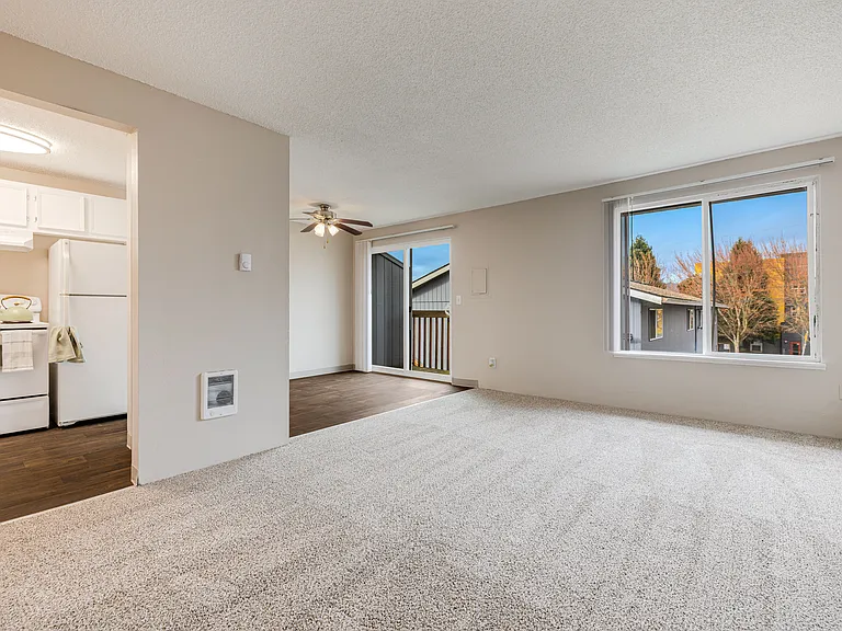 Moreland Place Apartments — Photo 4