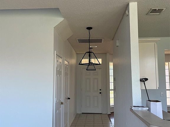 2nd image of 7929 Park Ridge Dr