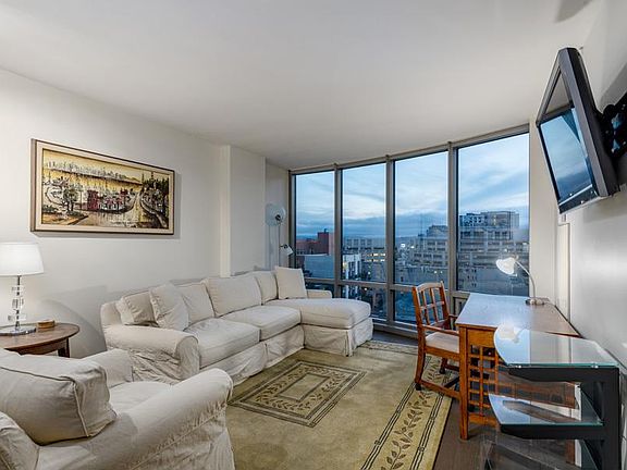 3rd image of 333 1st St Unit N1403