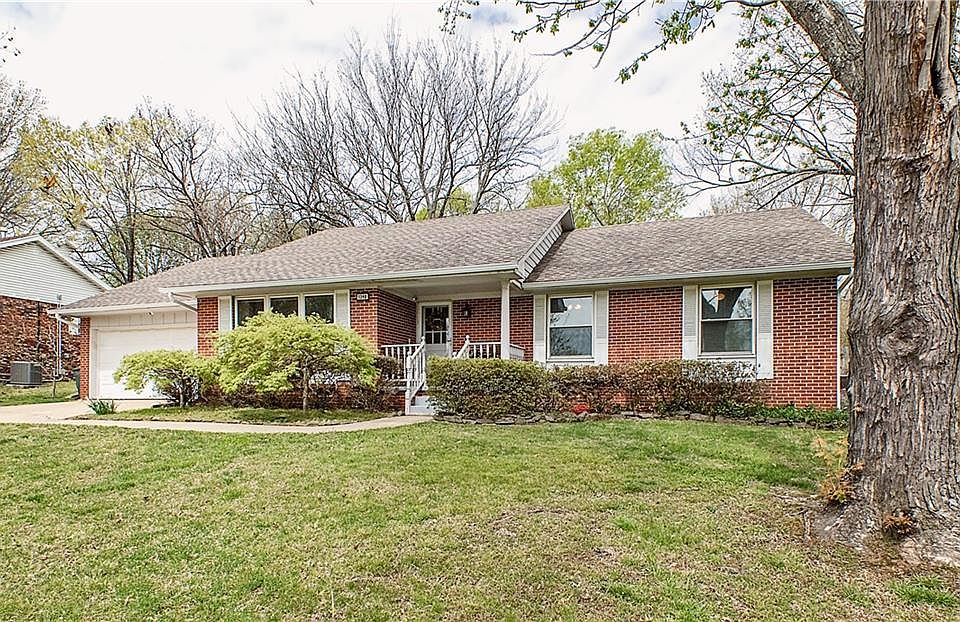 1st image of 1340 E Cardinal Dr