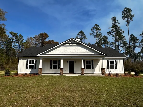 11207 Register Farm Rd, Tallahassee, FL 32305