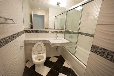 Rented by Kinyu Realty