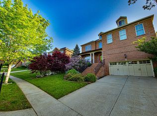 3284 Malone Dr, Lexington, KY 40513