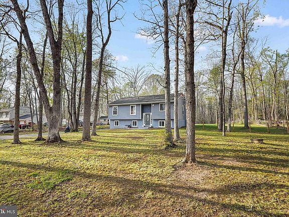 2nd image of 42 Beaver Lodge Rd