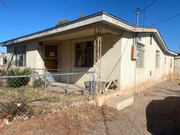 2833 Moya Rd NW, Albuquerque, NM 87104