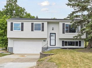 25829 Buckthorn Rd, Bedford Heights, OH