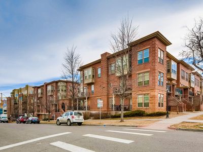 2560 17th St UNIT 203, Denver, CO, 80211