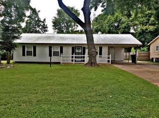 406 Clearview St SW, Decatur, AL 35601