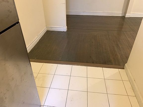 4th image of 221 Linden Blvd APT E23