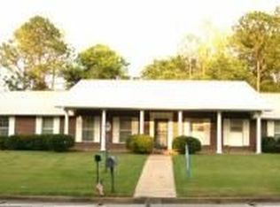 1201 Fillmore St, Tupelo, MS 38801