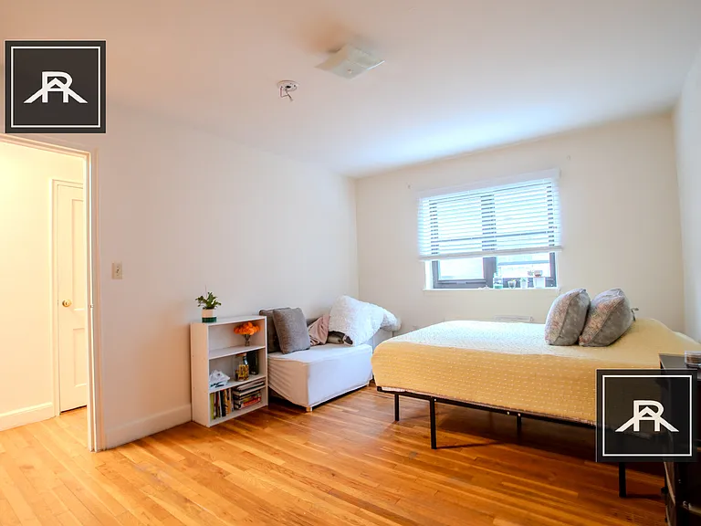 32 Harvard Ave #4 — Photo 8