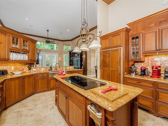 5th image of 1230 Jasmine Cir