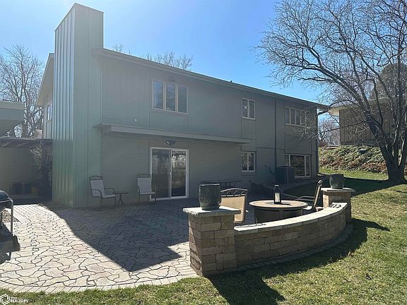 5th image of 1318 Onyx Dr