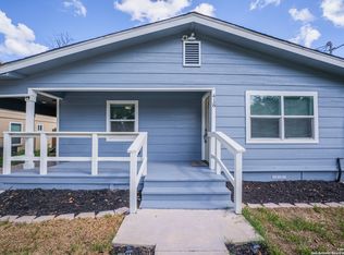 418 W Wright Blvd, Universal City, TX 78148