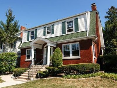 826 N Oak Park Ave, Oak Park, IL, 60302