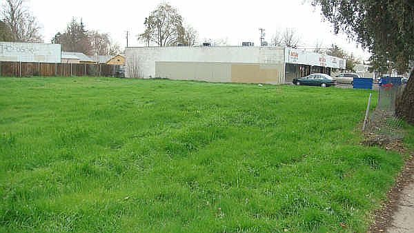 1st image of 2720 Northgate Blvd
