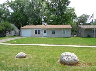 123 E Oltendorf Rd, Streamwood, IL 60107