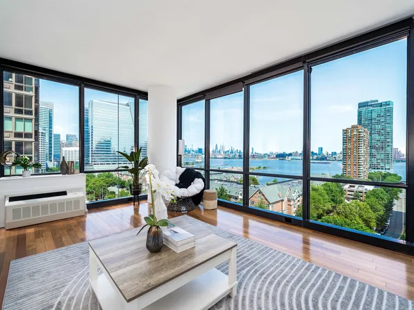 389 Washington St APT 12F, Jersey City, NJ 07302