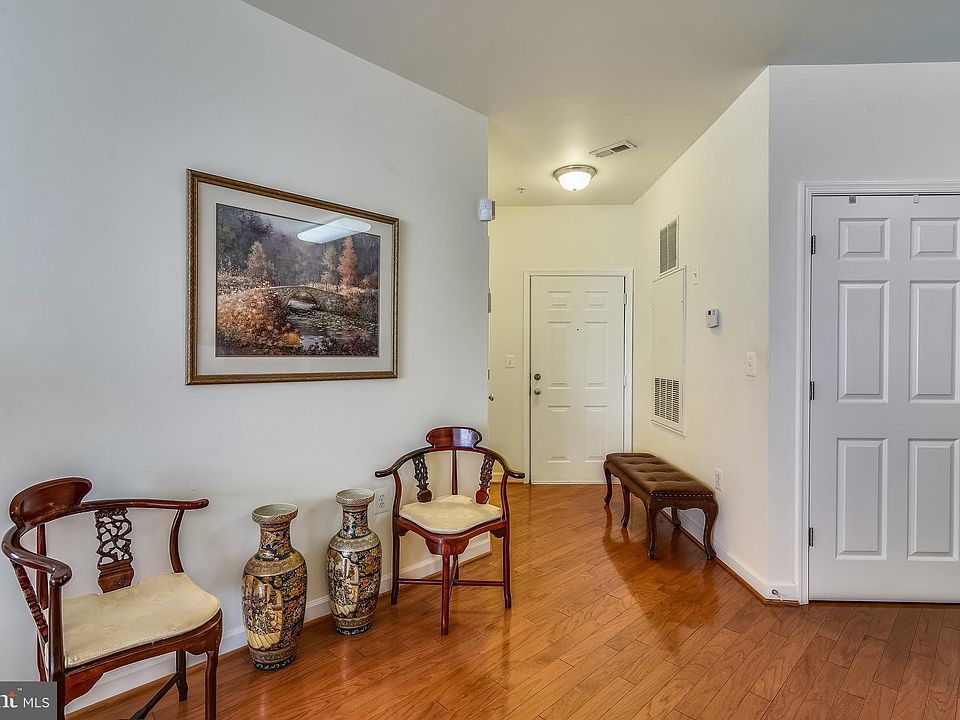 Summerfield At Brambleton 22725 Thimbleberry Sq Ashburn VA Zillow