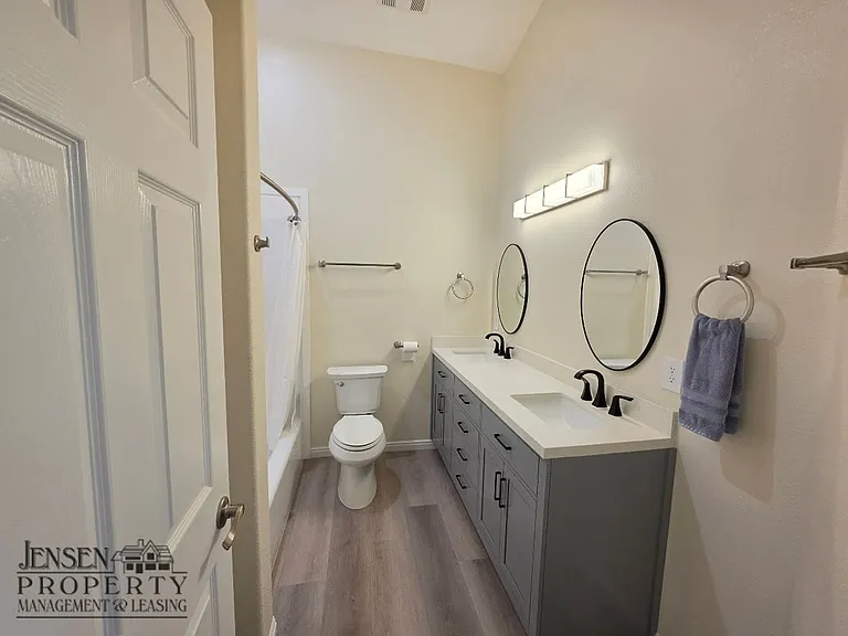 2055 E 180 South Cir — Photo 11