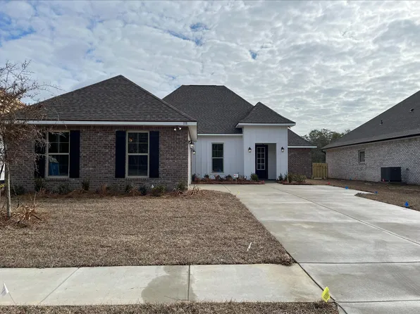 118 E Tweet St, Freeport, FL 32439