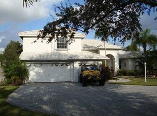 16243 Cayuga Cir, Davie, FL 33331